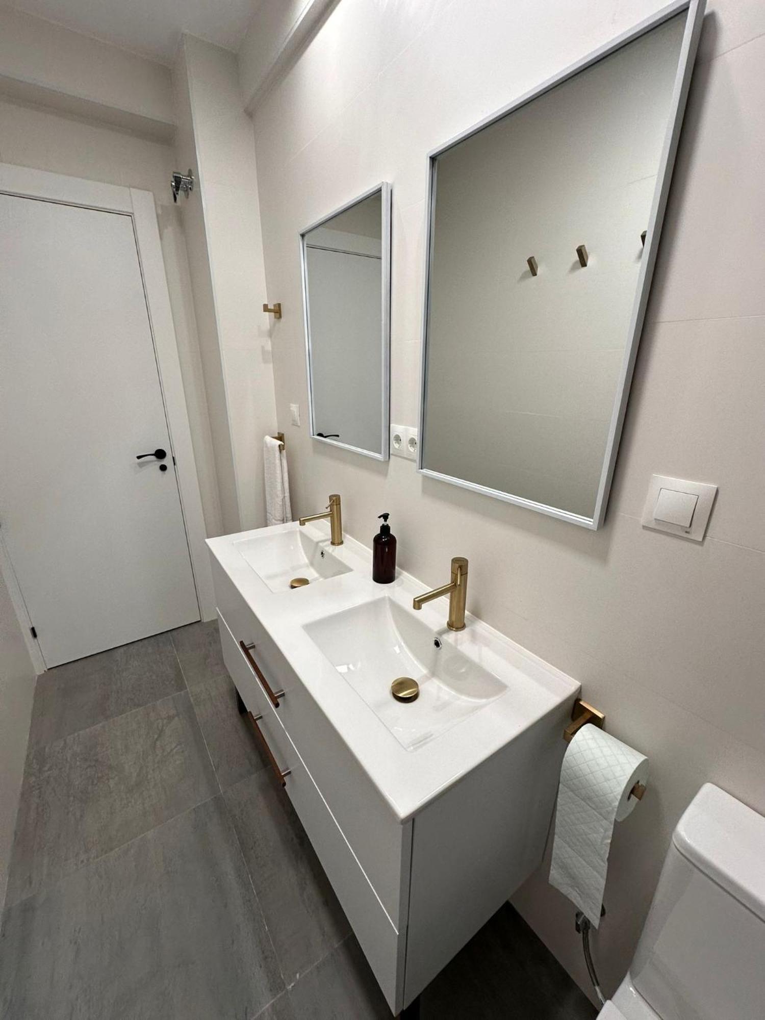 Gran Ritz Apartamentos Especial Terraza Exclusiva C Zenete マラガ エクステリア 写真